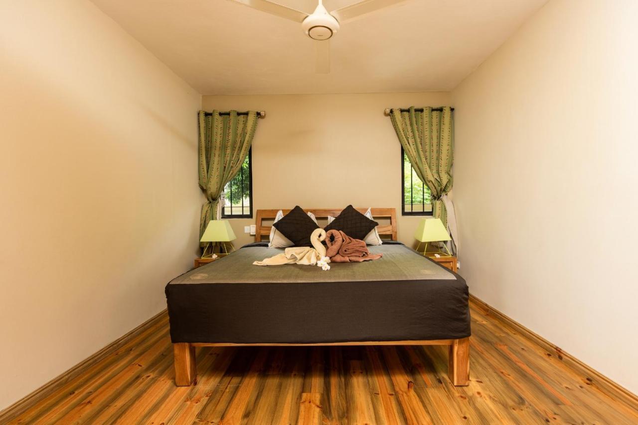 Happy Days Guest House Le Morne Dış mekan fotoğraf